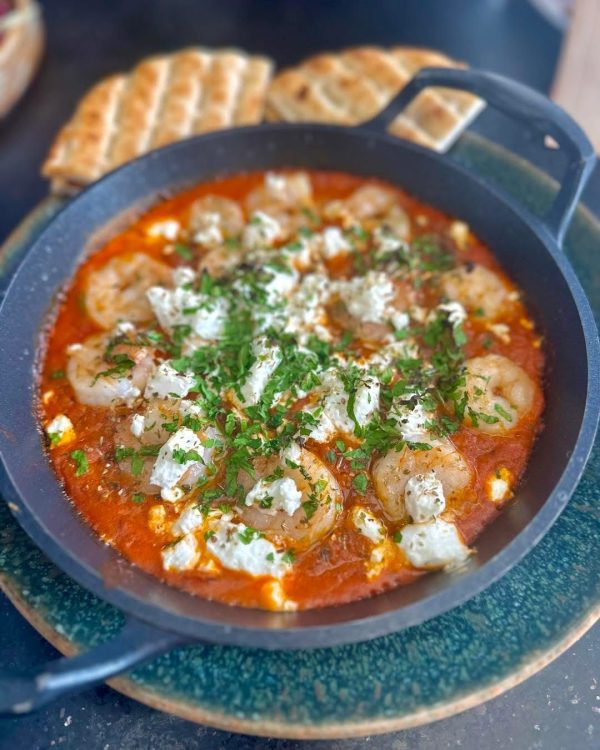Creveți Saganaki
