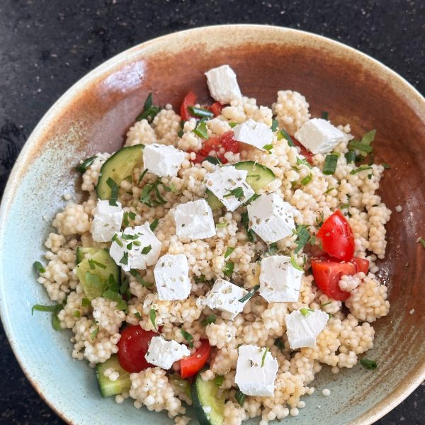 Salată mediteraneană de cușcuș