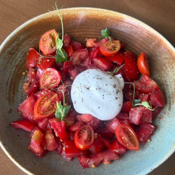Burrata with tomatoes